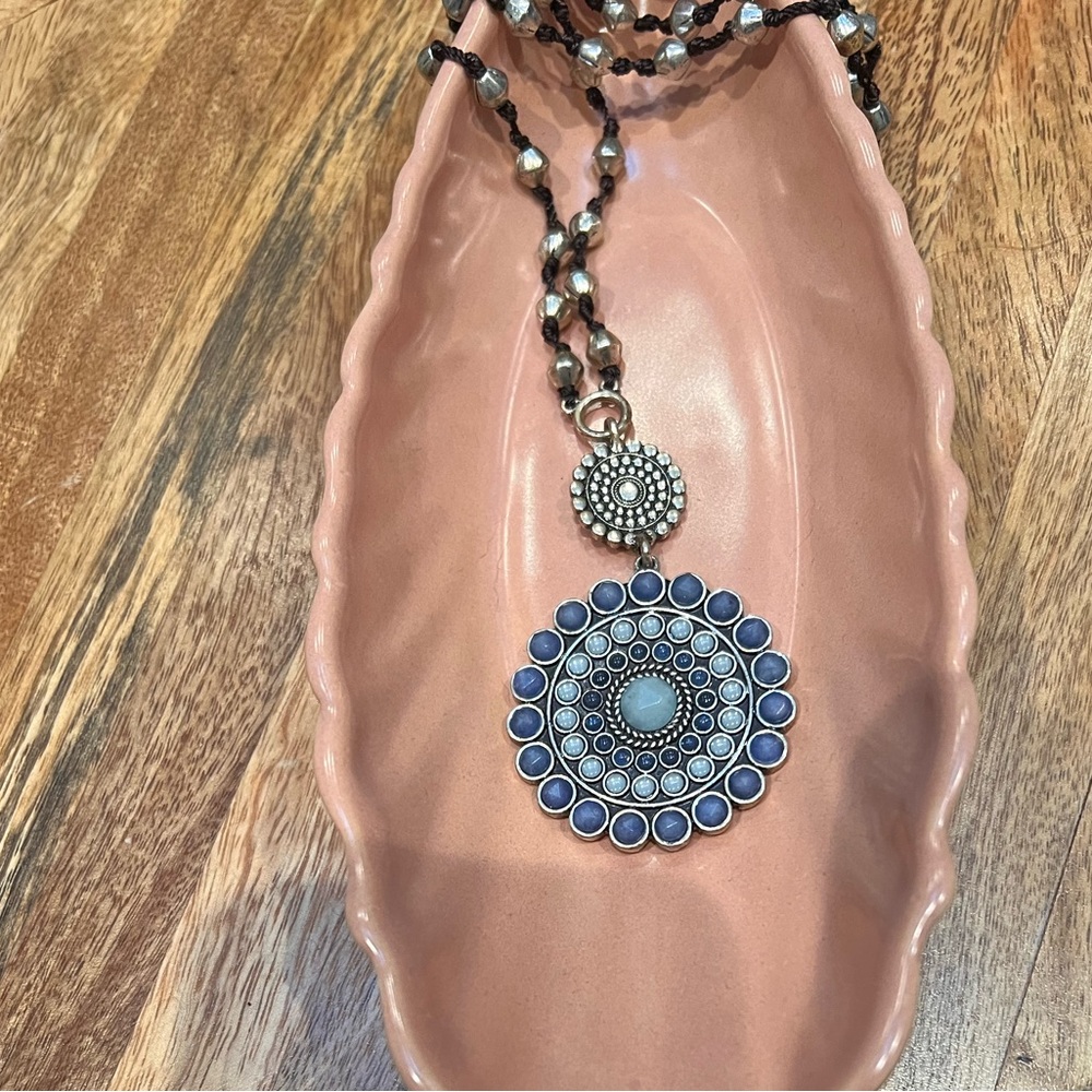 Lucky Brand silver toned reversible necklace with pendant - Picture 8 of 9